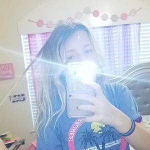 Meet your Posher, The kaleigh